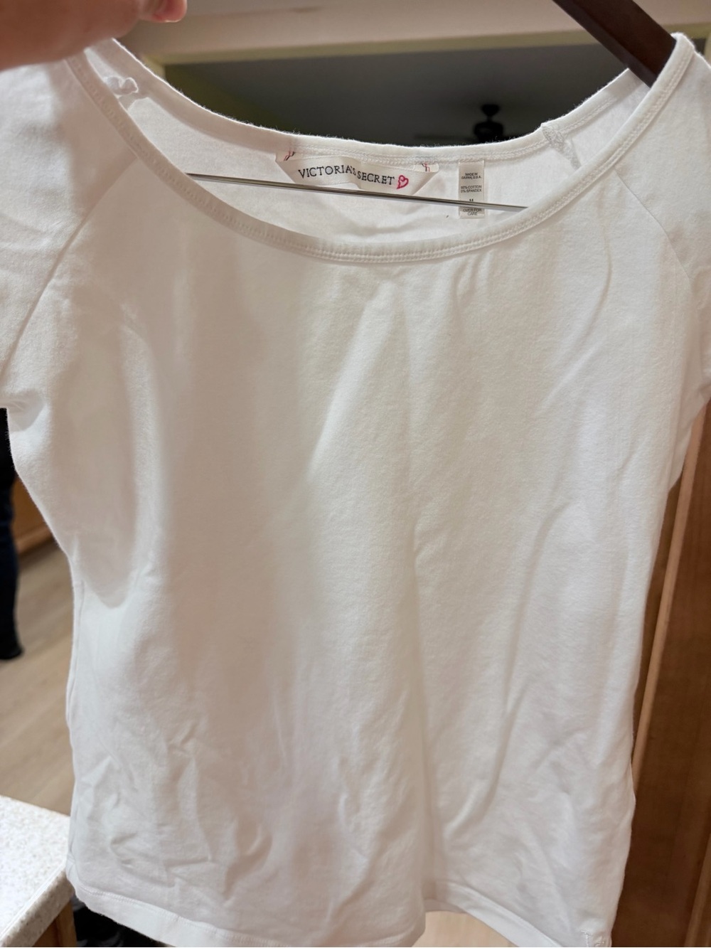 Y2K - Victoria's Secret White Scoop Neck Short Sleeve Tee